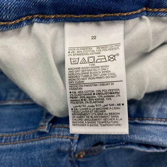 Old Navy High Rise Rockstar Super Skinny  Raw Hem Women's size 22 Blue Jeans - Picture 4 of 4